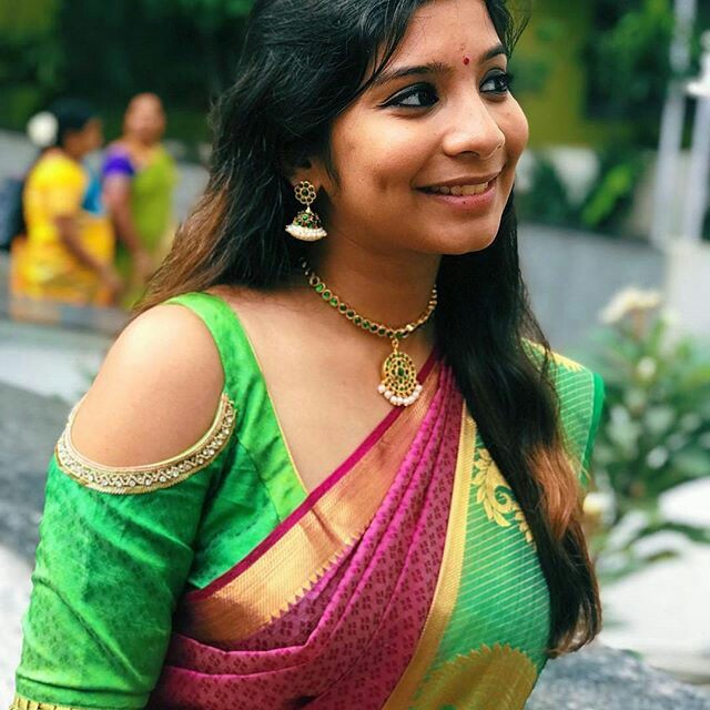 21 Trendy Cold shoulder Saree blouse designs to try Styling